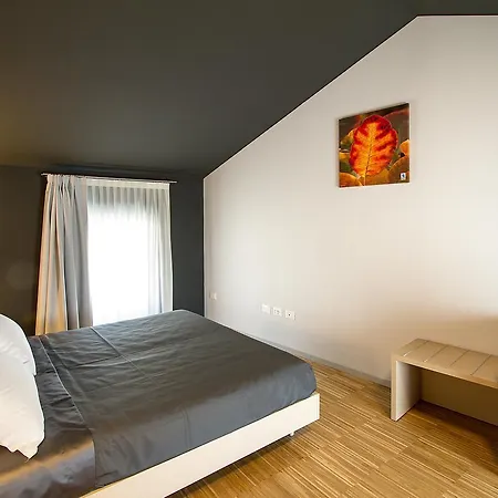 Bleu Aparthotel 2*